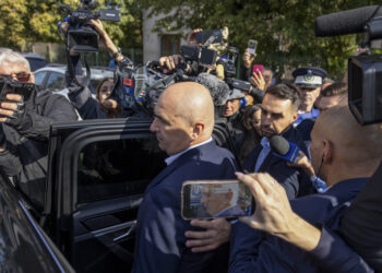 sa-inceapa-balul!-fost-ministru-al-justitiei,-despre-un-posibil-dosar-penal-pentru-bolojan,-dupa-ce-ccr-i-a-dat-dreptate-lui-grindeanu-–-hotnews.ro