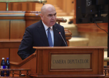 in-ce-varianta-pnl-ar-putea-vota-o-motiune-de-cenzura-alaturi-de-aur-–-hotnews.ro