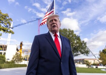 trump,-despre-iran:-s-ar-putea-sa-mai-organizam-o-mica-furie-epica-–-hotnews.ro