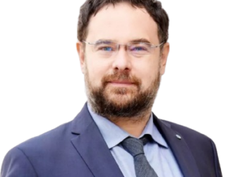 increderea-prinde-putere,-leul-o-pierde:-analistii-cfa-vad-euro-la-5,39-lei-peste-un-an-–-hotnews.ro