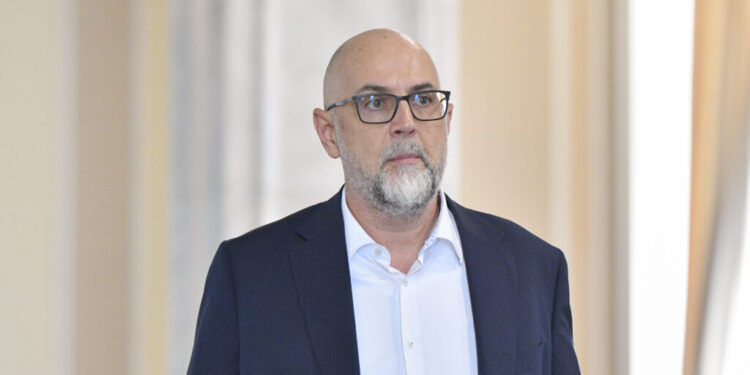 presedintele-udmr-avertizeaza-ca-orice-majorare-a-taxelor-in-2027-ar-fi-o-decizie-sinucigasa:-societatea,-economia-si-cetatenii-nu-mai-suporta
