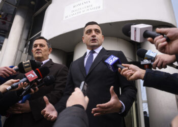george-simion,-dupa-ce-aur-l-a-desemnat-pe-gheorghe-piperea-pentru-primaria-capitalei:-eu-stau-in-chirie,-nu-am-apa-calda-si-nici-caldura,-iar-sotia-trebuie-sa-nasca.-e-rusinos