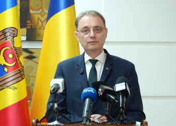 luca-niculescu-ezita-sa-spuna-daca-romanii-vor-avea-taxe-noi-in-2027.-ce-a-declarat-premierul-despre-rectificarea-bugetara