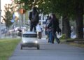 un-robot-de-livrari-din-estonia-a-provocat-un-accident-cu-un-autobuz-si-a-plecat-de-la-locul-faptei-–-hotnews.ro
