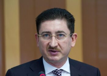 presedintele-consiliului-concurentei-anunta-ca-au-inceput-procesele-deschise-de-bancile-amendate-cu-peste-700-de-milioane-de-euro-in-dosarul-robor