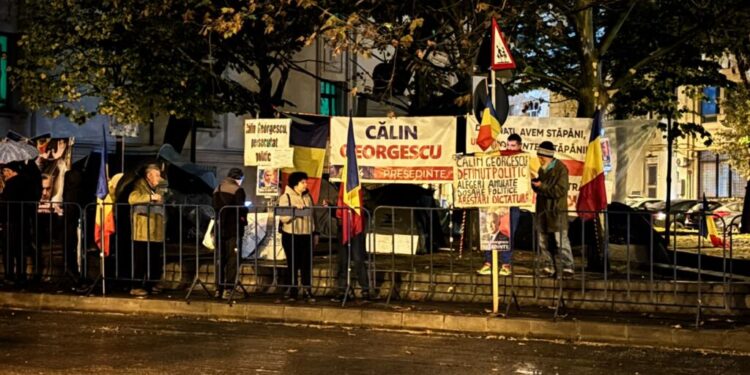 dosar-fabricat,-calin-nevinovat:-30-de-manifestanti-scandeaza-la-arestul-central