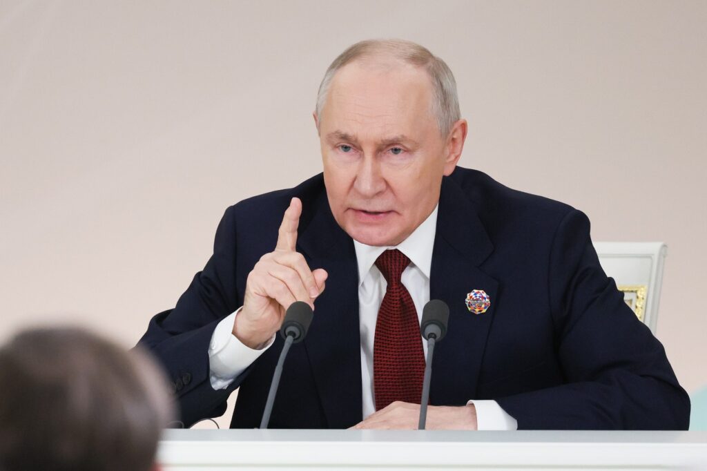 putin-afirma-ca-rusia-este-pregatita-de-razboi-cu-europa-si-transmite-un-avertisment:-sa-nu-uite-nimeni-acest-lucru-–-hotnews.ro