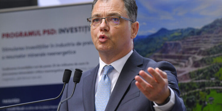 ministrul-apararii-da-detalii-despre-dezvaluirile-exclusive-gandul-cu-privire-la-controlul-facut-la-directia-de-armament-a-armatei-pentru-contractele-safe-semnate-de-bolojan:-toate-deciziile-au-fost-luate-in-cancelaria-prim-ministrului