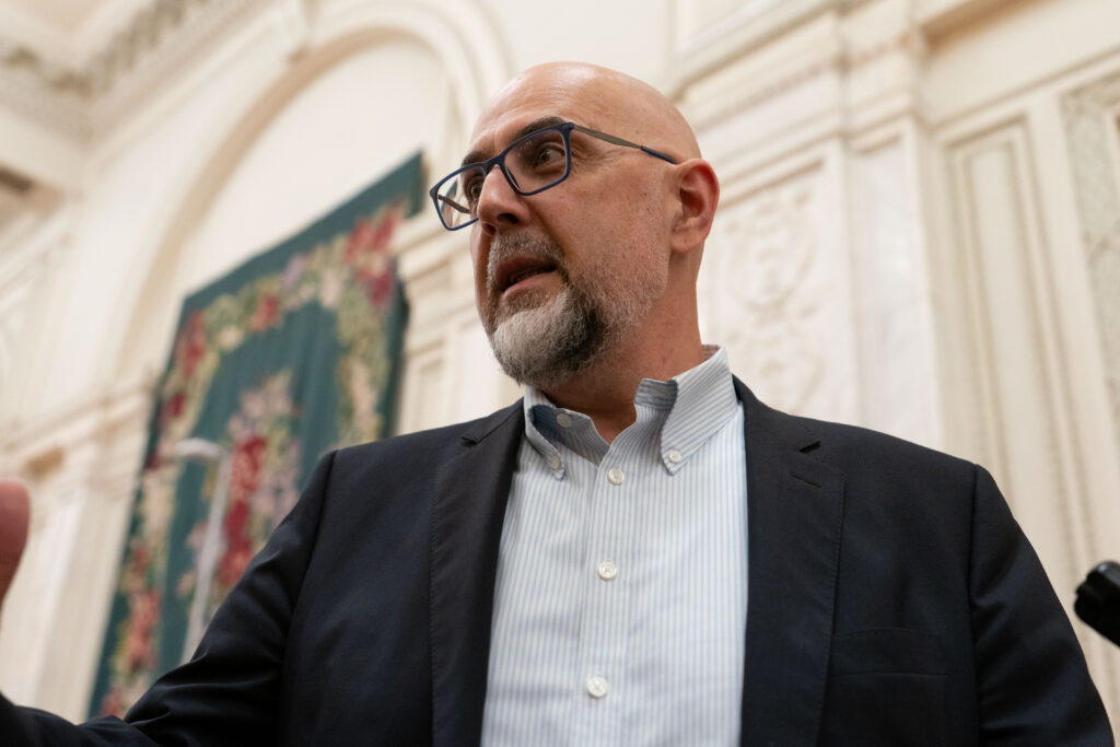 kelemen-hunor-spune-ca-pensiile-si-salariile-trebuie-indexate-de-la-1-ianuarie-nu-exista-nicio-mostenire-grea-–-hotnews.ro