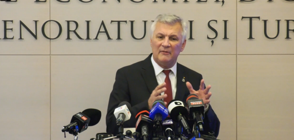 daniel-zamfir-propune-fuziuni-la-nivelul-mai-multor-companii-de-stat-si-reorganizarea-romarm.-ministrul-vrea-eliminarea-pozitiilor-banoase-din-consiliile-de-administratie