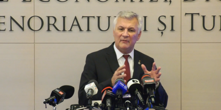 daniel-zamfir-propune-fuziuni-la-nivelul-mai-multor-companii-de-stat-si-reorganizarea-romarm.-ministrul-vrea-eliminarea-pozitiilor-banoase-din-consiliile-de-administratie