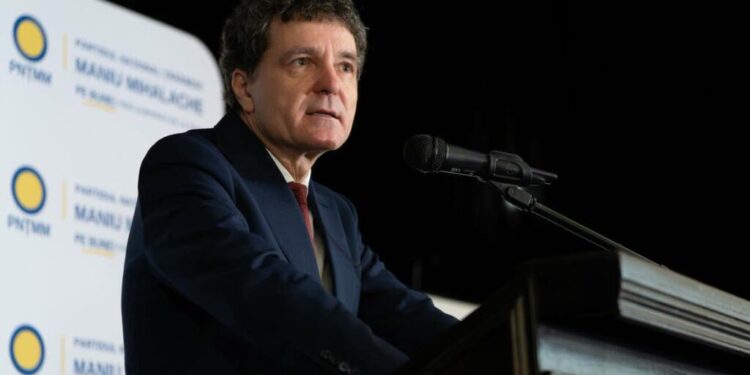 nicusor-dan-trimite-parlamentului-legea-privind-performanta-energetica-a-cladirilor.-presedintele-cere-modificarea-prevederilor-despre-centralele-pe-combustibili-fosili