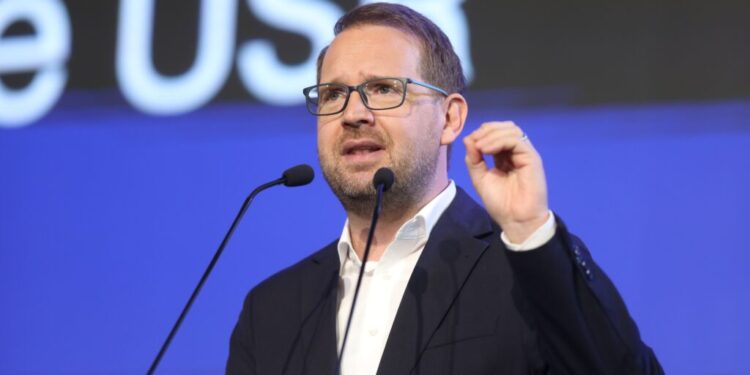 dominic-fritz,-critici-la-adresa-psd-in-timpul-congresului-usr-de-la-timisoara:-guvernam-din-opozitie